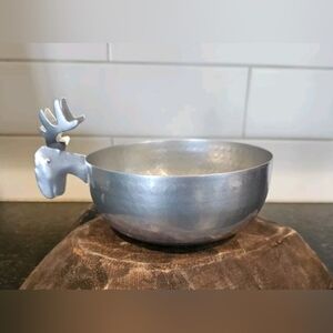 Ten thousand villages holiday Christmas aluminum reindeer serving bowl